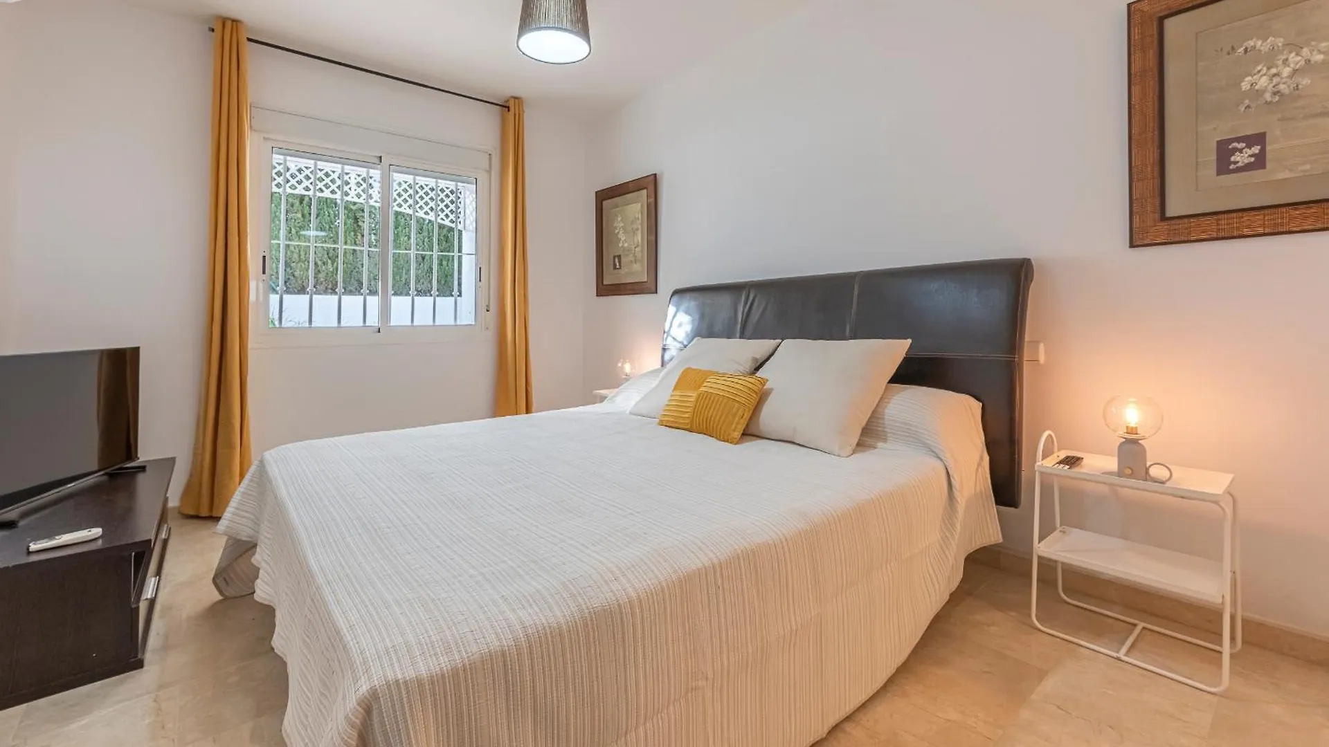 Apartament Dolmen Group- Jardines Andalucia Banus Marbella Kwatera prywatna
