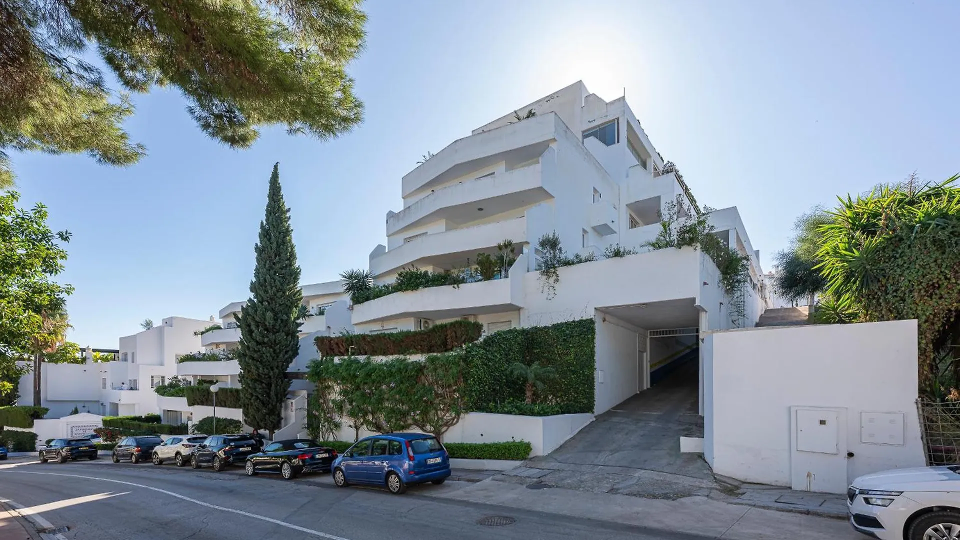 Apartament Dolmen Group- Jardines Andalucia Banus Marbella 0*,
