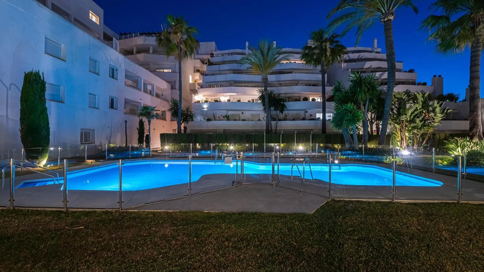 Kwatera prywatna Apartament Dolmen Group- Jardines Andalucia Banus Marbella Hiszpania