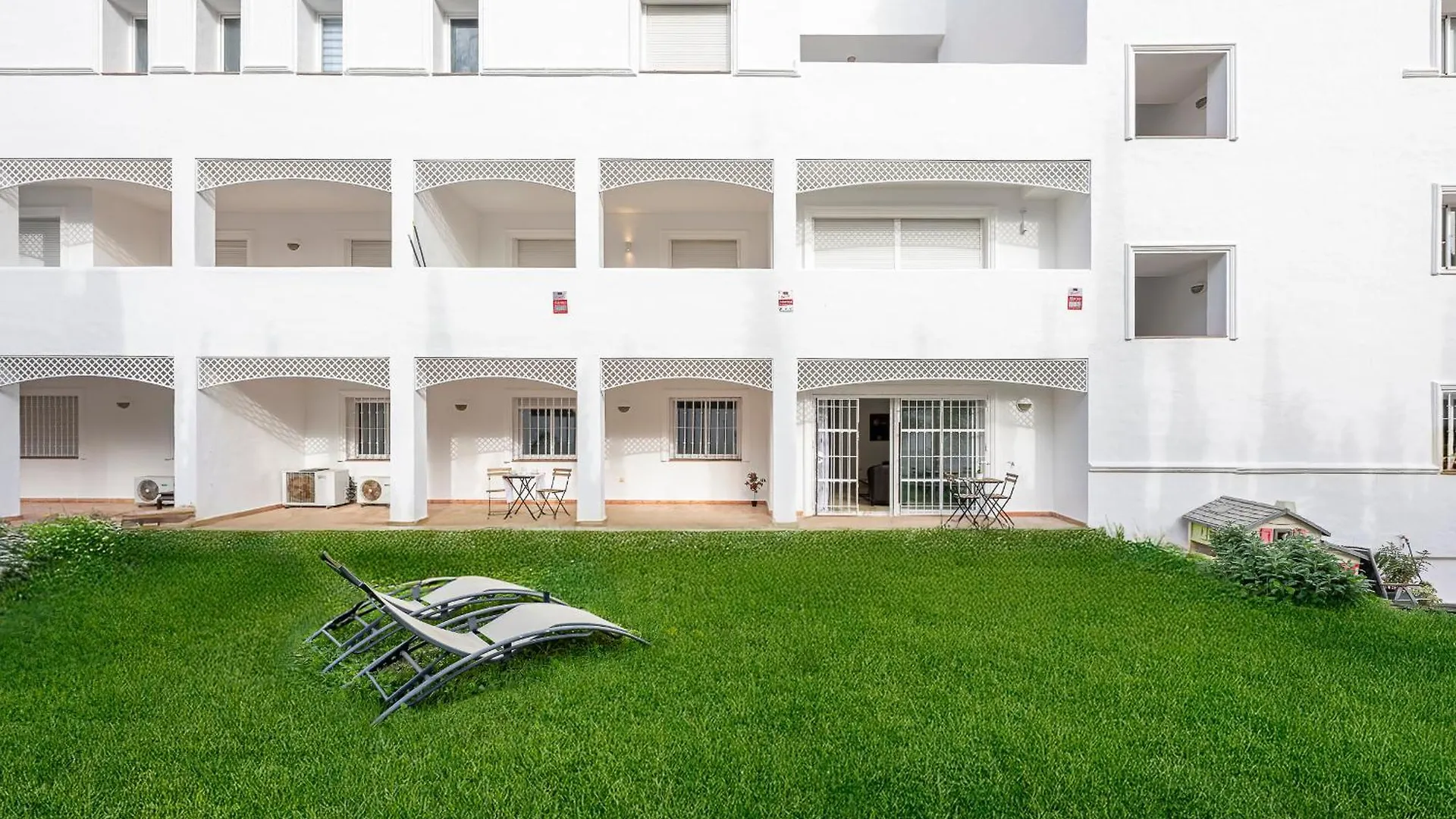 Apartament Dolmen Group- Jardines Andalucia Banus Marbella Hiszpania